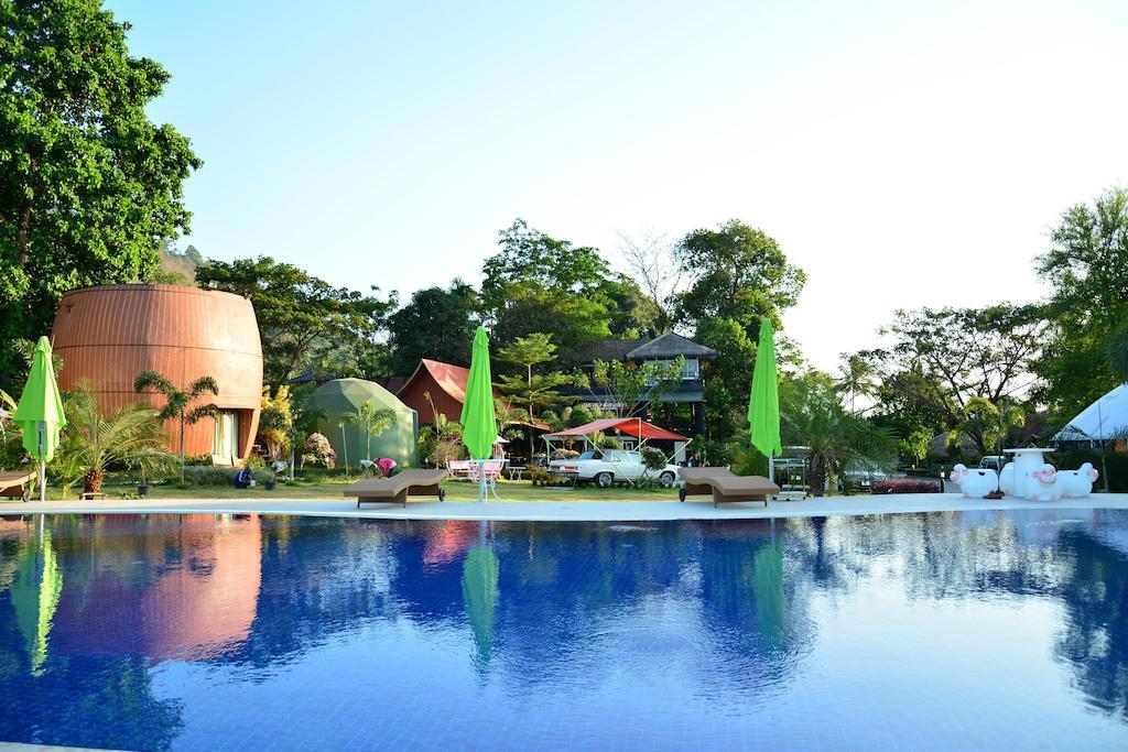 Phutara Resort Ranong Exterior photo